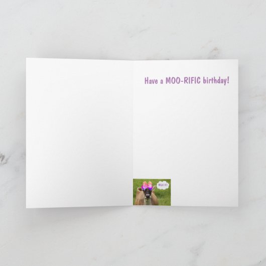 Koe en een gelukkige verjaardag kaart (Binnen)