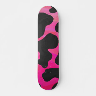 Koe helroze en zwarte print skateboard