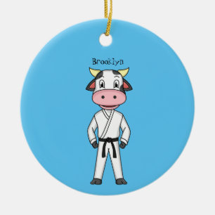 Koe in kung fu suit cartoon keramisch ornament