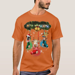 Koe in Socks Funny Koe Reindeer Pet Santa Christma T-shirt