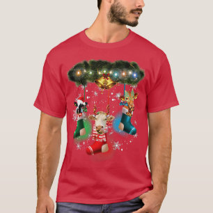 Koe in Socks Reindeer Pet Funny Koe Santa Claus Ch T-shirt