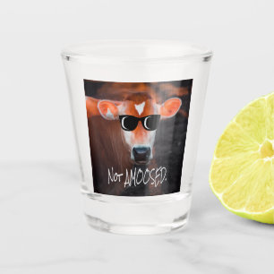 Koe in zonnebrillen geen 'MOOsed Cute Funny' Shot Glas