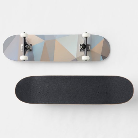 Koel Abstract driehoekspatroon Skateboard (Horizontaal)