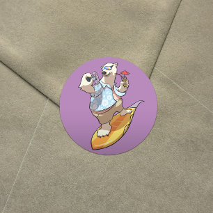 Koel Beer met drijvende staart met cocktail-Cartoo Ronde Sticker