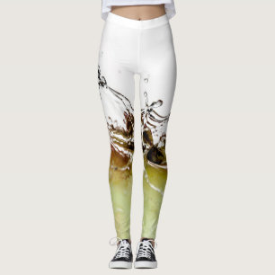 Koel de waterdruppelspatten op appel leggings