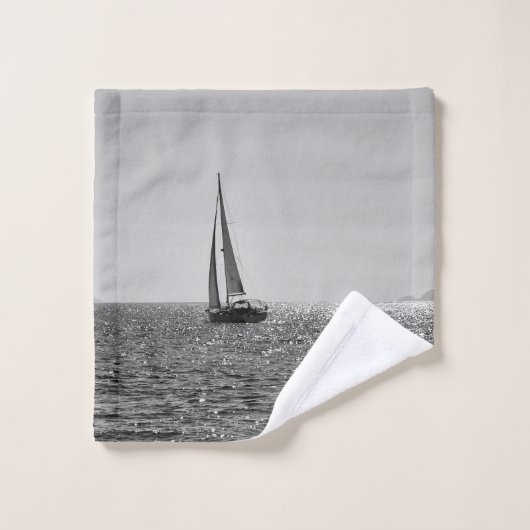 Koel moderne foto van zeilboot in de zomer washandje (Wasdoekje)