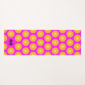 Koel Sappig Sinaasappel plakjes Monogram neon roze Yogamat (Voorkant (horizontaal))