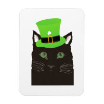 Koele Kat met een Groene Hoed