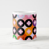 Koele multi gekleurde cirkels & roze klavers extra grote mok (Voorkant)