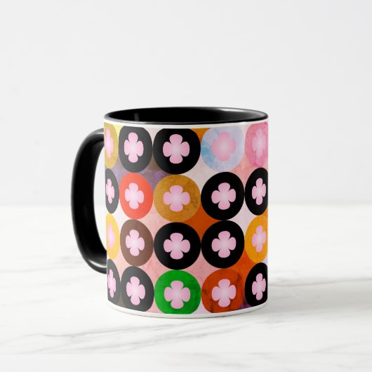 Koele multi gekleurde cirkels & roze klavers mok (Voorkant links)