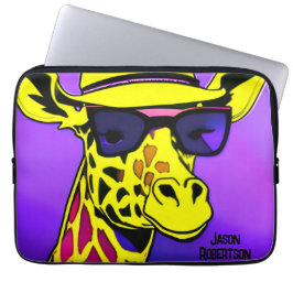 Koele vent giraffe met zonnebril. Bewerkbaar Laptop Sleeve