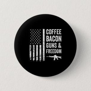 Koffie Bacon Guns & Dom - Bbq Grill Grappig Pi Ronde Button 5,7 Cm