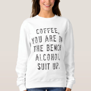 Koffie die je op de bank hebt, wordt opgehaald trui