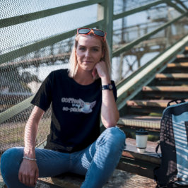 Koffie is mijn co-piloot t-shirt