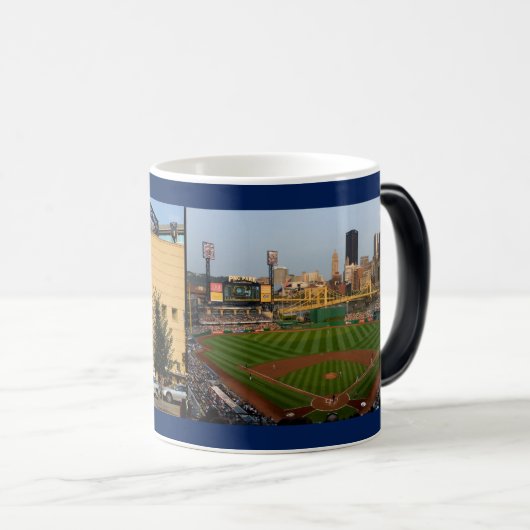 Koffie Mok-onthult foto van Pittsburgh wanneer hee Magische Mok (Voorkant rechts)