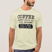 Koffie Versus Bacon Grappig Tshirt (Voorkant)