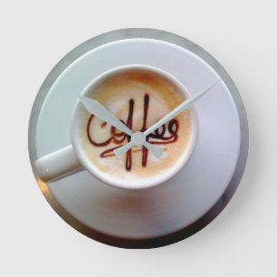 Koffiebeker en koffieklok voor saucer ronde klok