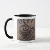 Koffiebeker, geïllustreerd met koffiebonen mok (Links)