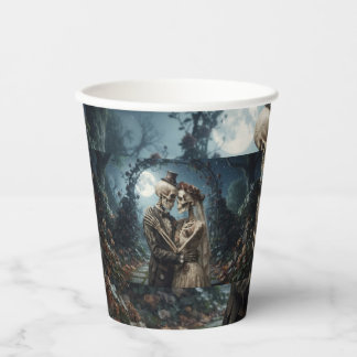 Koffiekop met skelet-huwelijk papieren bekers