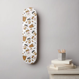 Koffiekopjes, koffiebonen, koffieliefhebber, harte skateboard
