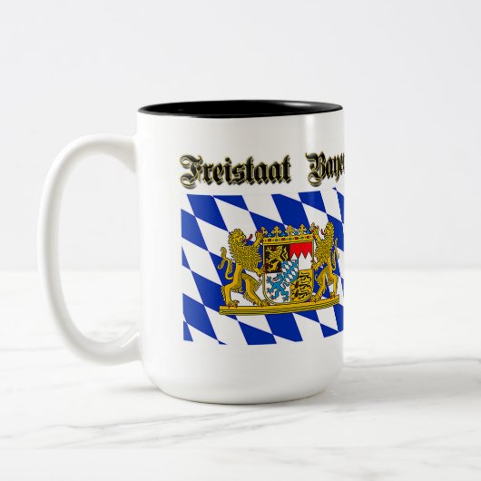 KoffieMok waarop de Beierse wapenlaag is afgebeeld Tweekleurige Koffiemok (Links)