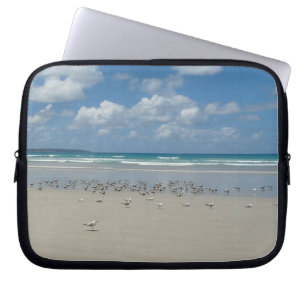 Kogelstrand met zeegarren laptop sleeve