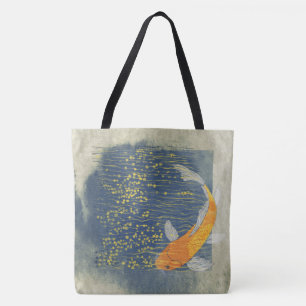 Koi sur le sac fourre-tout ensoleillé à l'eau