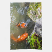 Koivis in een vijver theedoek (Verticaal)