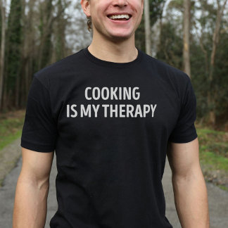Koken is mijn therapie grappig t-shirt