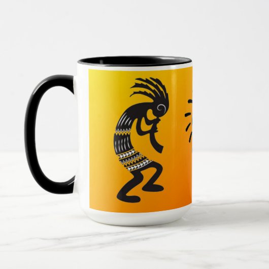 Kokopelli met het inheemse Amerikaanse zonnesymboo Mok (Links)