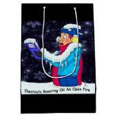 Kold KerstCaroler Medium Gift Bag Cadeauzakje (Achterkant)