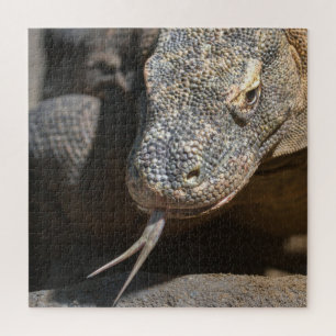 Komodo Dragon die zijn tong uittrekt Legpuzzel