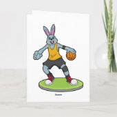 Konijn als basketballer met basketbal kaart (Achterkant)