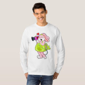 Konijn als haarser met hairdryer t-shirt (Voorkant volledig)
