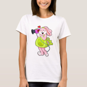 Konijn als kapper met föhn t-shirt