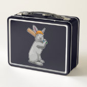 Konijn bij Cricket met cricket bat (Achterkant)