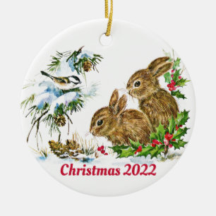 Konijnen en vogel genieten van sneeuw op Kerstmis Keramisch Ornament