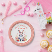 Konijntje Konijn in Bloemen Gelukkige Verjaardag P Papieren Bordje (Feest)