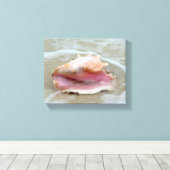 Koningin Conch op het strand Canvas Afdruk (Insitu (Houten vloer))