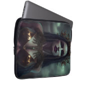 Koningin van de Damned Laptop Sleeve (Voorkant Rechts)
