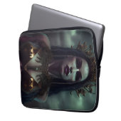 Koningin van de Damned Laptop Sleeve (Voorkant Links)