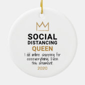 Koningin van sociale afstand Funny Kerstmis Keramisch Ornament (Achterkant)