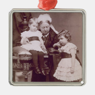 Koningin Victoria (1819-1901) met haar kleinkinder Metalen Ornament