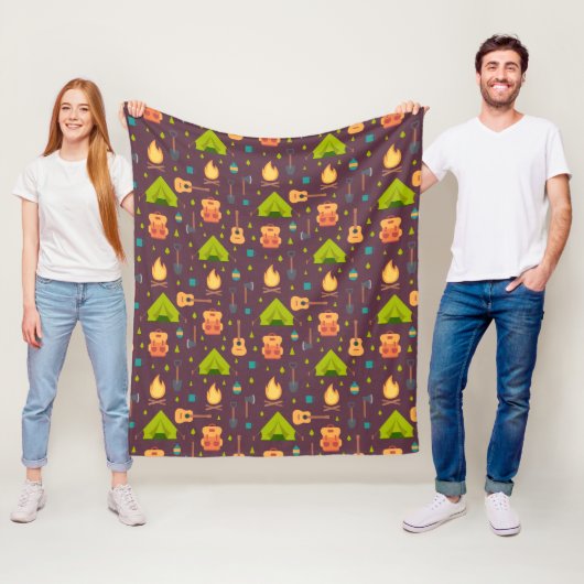 Kool Camping Pattern Outdoory Design Fleece Deken (In situ)