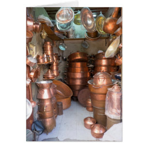 Koperen potten op de markt