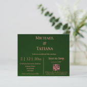 Koraal en Groene RSVP QR Code Bruiloft uitnodiging (Staand voorkant)