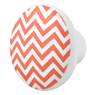 Koraal en wit groots Chevron ZigZag Pattern Keramische Knop