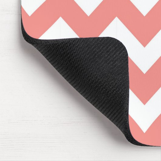 Koraal en witte Chevron Muismat (Hoek)