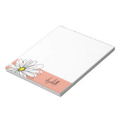 Koraal en witte grillige Daisy met aangepaste teks Notitieblok (Gedraaid)
