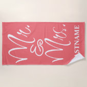 Koraal en witte Mr. en Mrs. monogram Strandlaken (Voorkant)